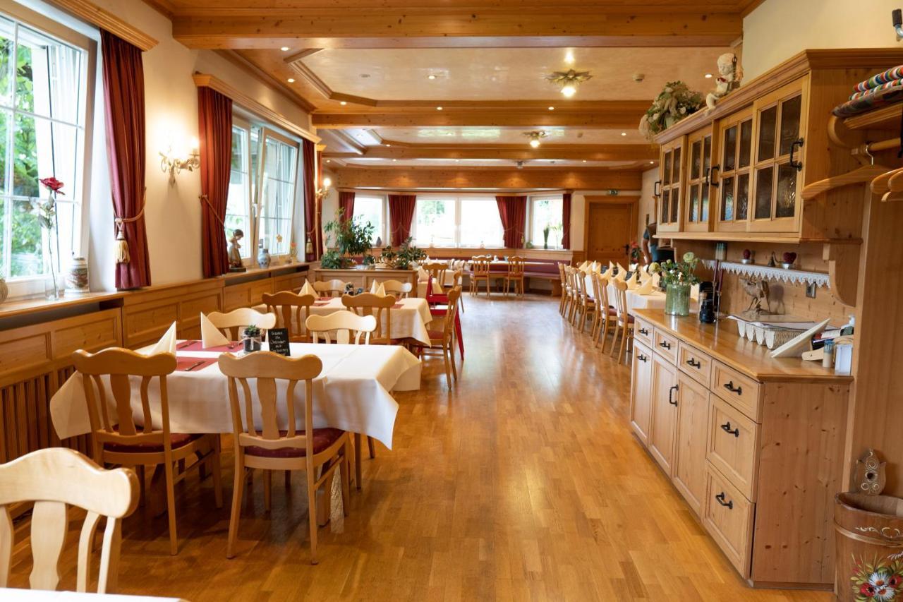 Landgasthof Hirschen Untermettingen ユーリンゲン・ビルケンドルフ エクステリア 写真
