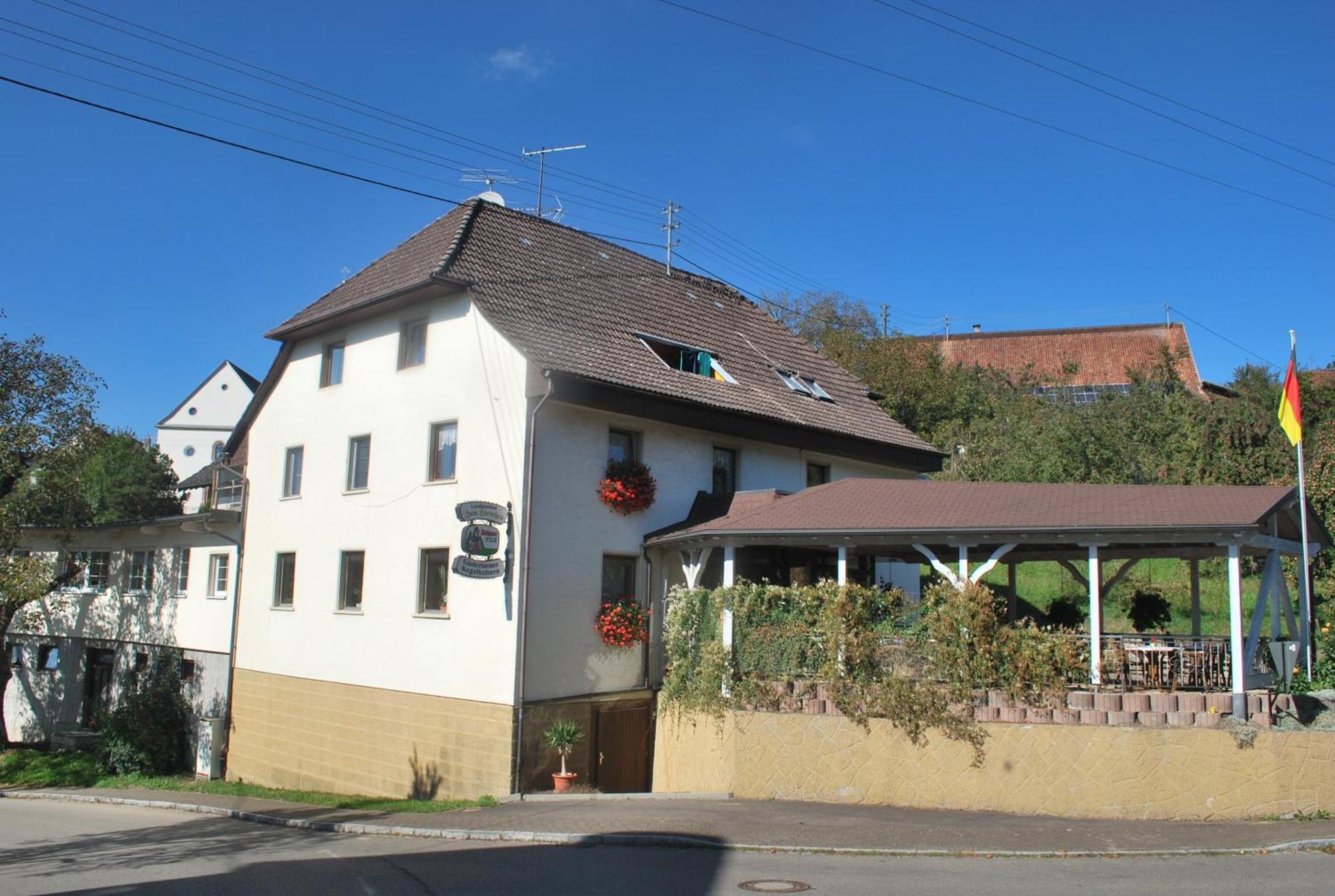 Landgasthof Hirschen Untermettingen ユーリンゲン・ビルケンドルフ エクステリア 写真